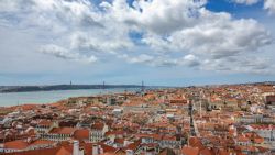 Fotografía: Buenas perspectivas de la ciudad de Lisboa desde el castillo de San Jorge