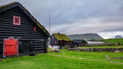 Kirkjubour, un pueblo con casas tradicionales