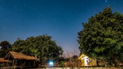 Nuestro campamento bajo las estrellas a orillas del río Luangwa