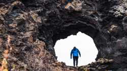 Espectaculares formaciones en los campos de lava de Dimmuborgir