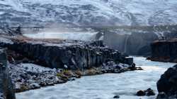 Godafoss en la distancia