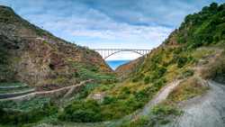 Fotografía: Espectacular el puente cercano a la cascada de los tilos