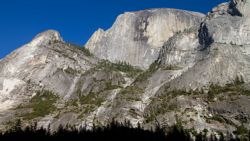 El Half Dome desde abajo en Yosemite