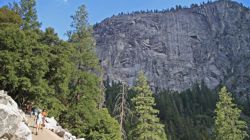 Ruta de bajada desde Glacier Point en Yosemite